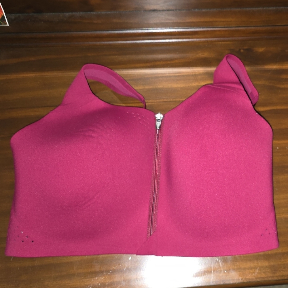 Featherweight Max Spots Bra
